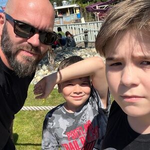 Meet your Posher, Thayer